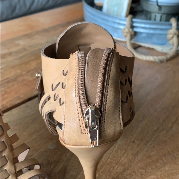 Madden Girl cognac lattice heel size 8.5 - Picture 2 of 4